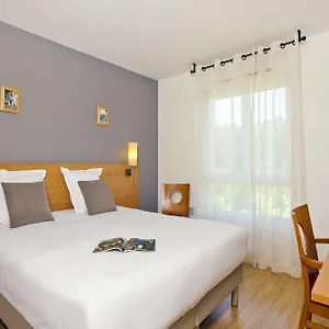 https://sejours-affaires-annecy-le-pont-neuf.hotels-rhonealpes.com